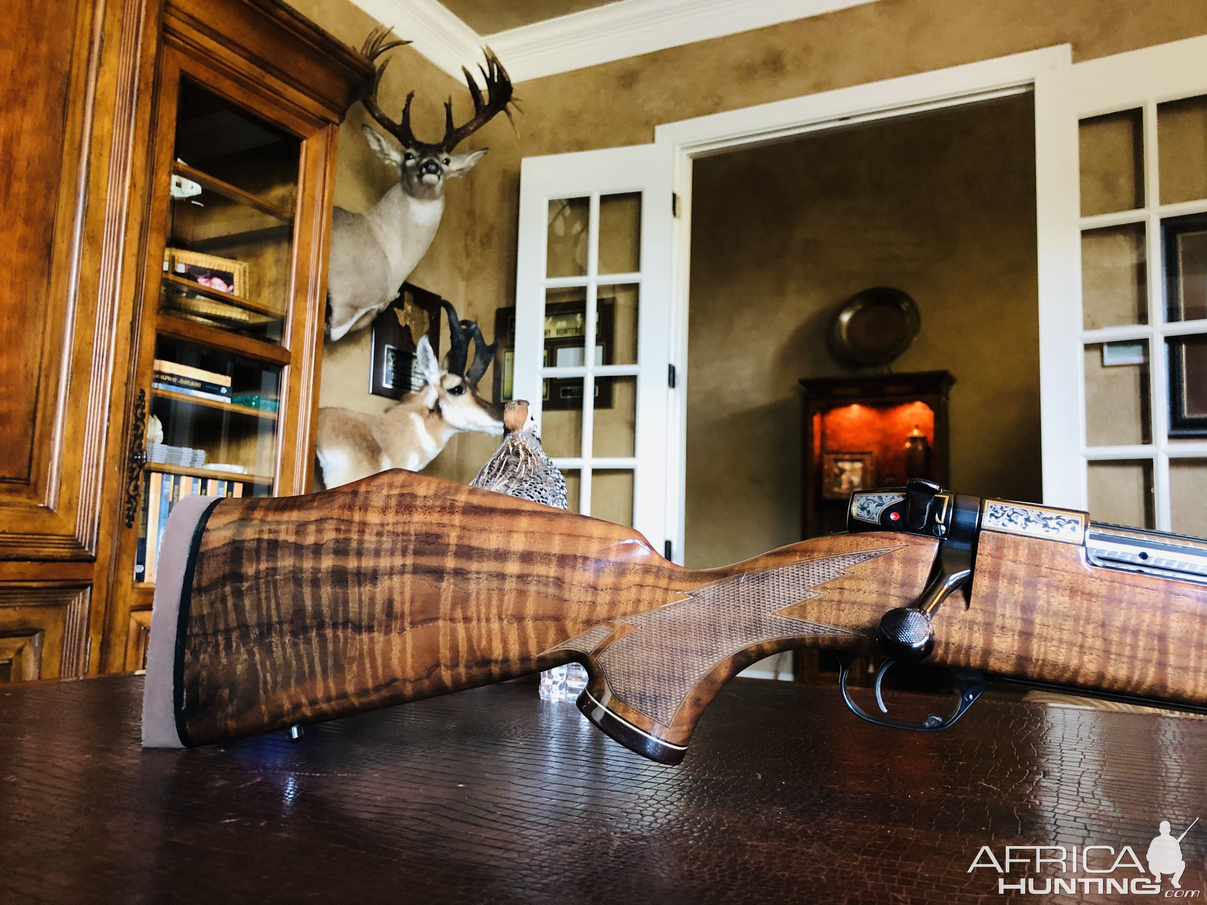 Weatherby Mark V Royal Ultramark Custom 300 Win Mag Rifle with 22.5" barrel