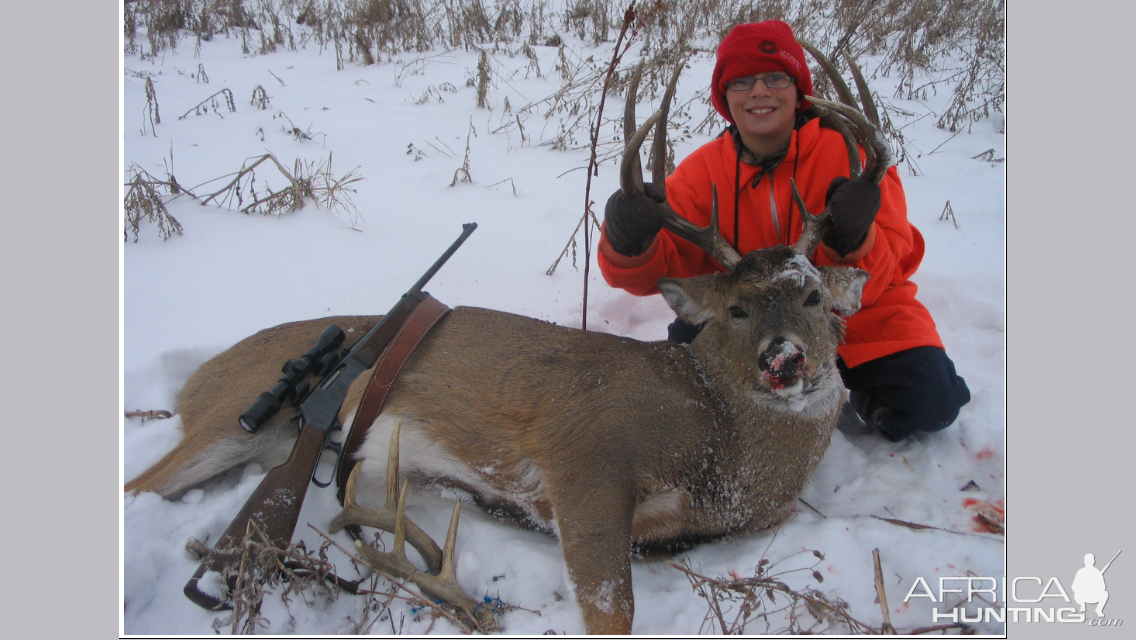 White-tailed Deer Hunt Canada