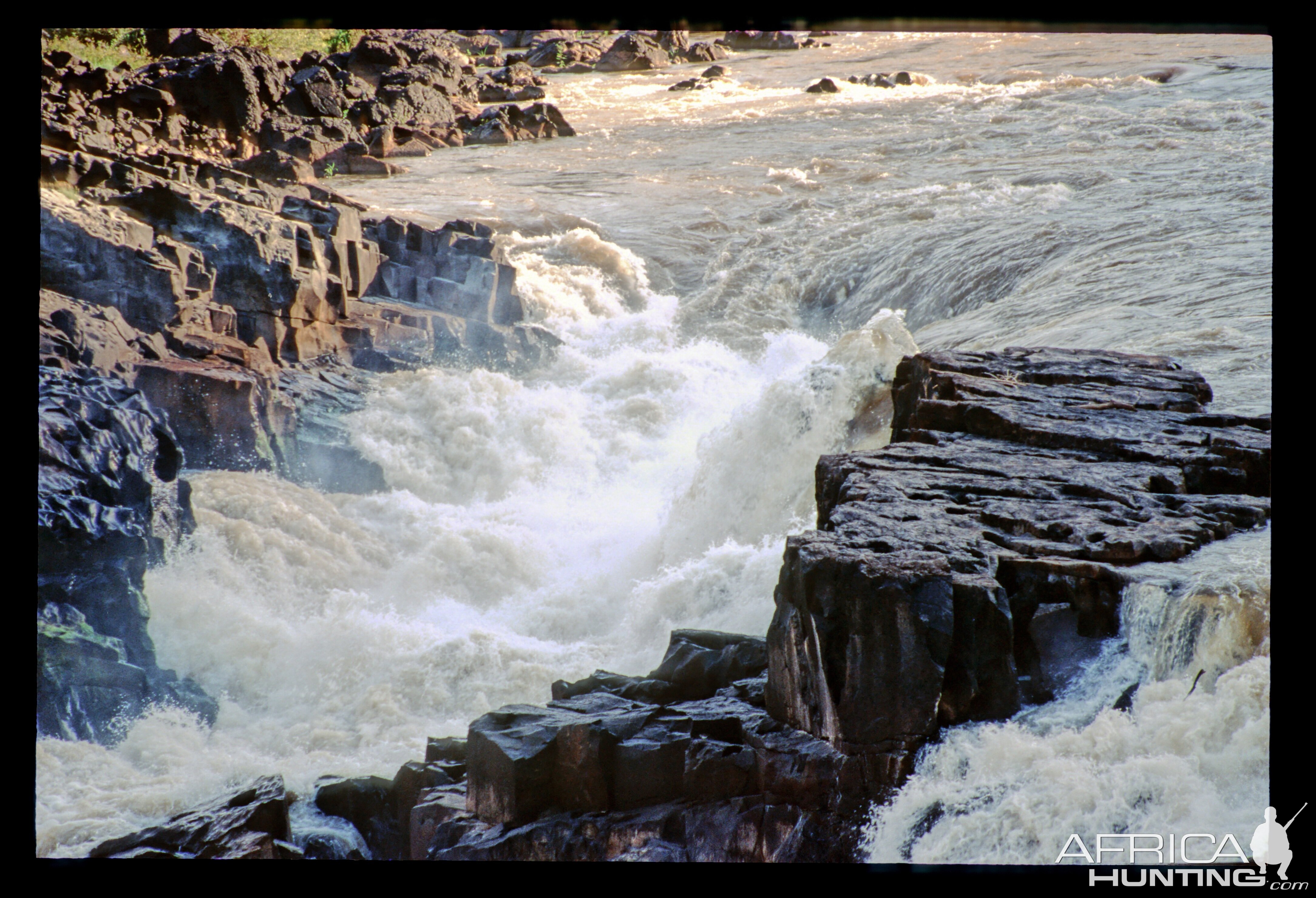 Zambezi Whitewater Rafting Zimbabwe