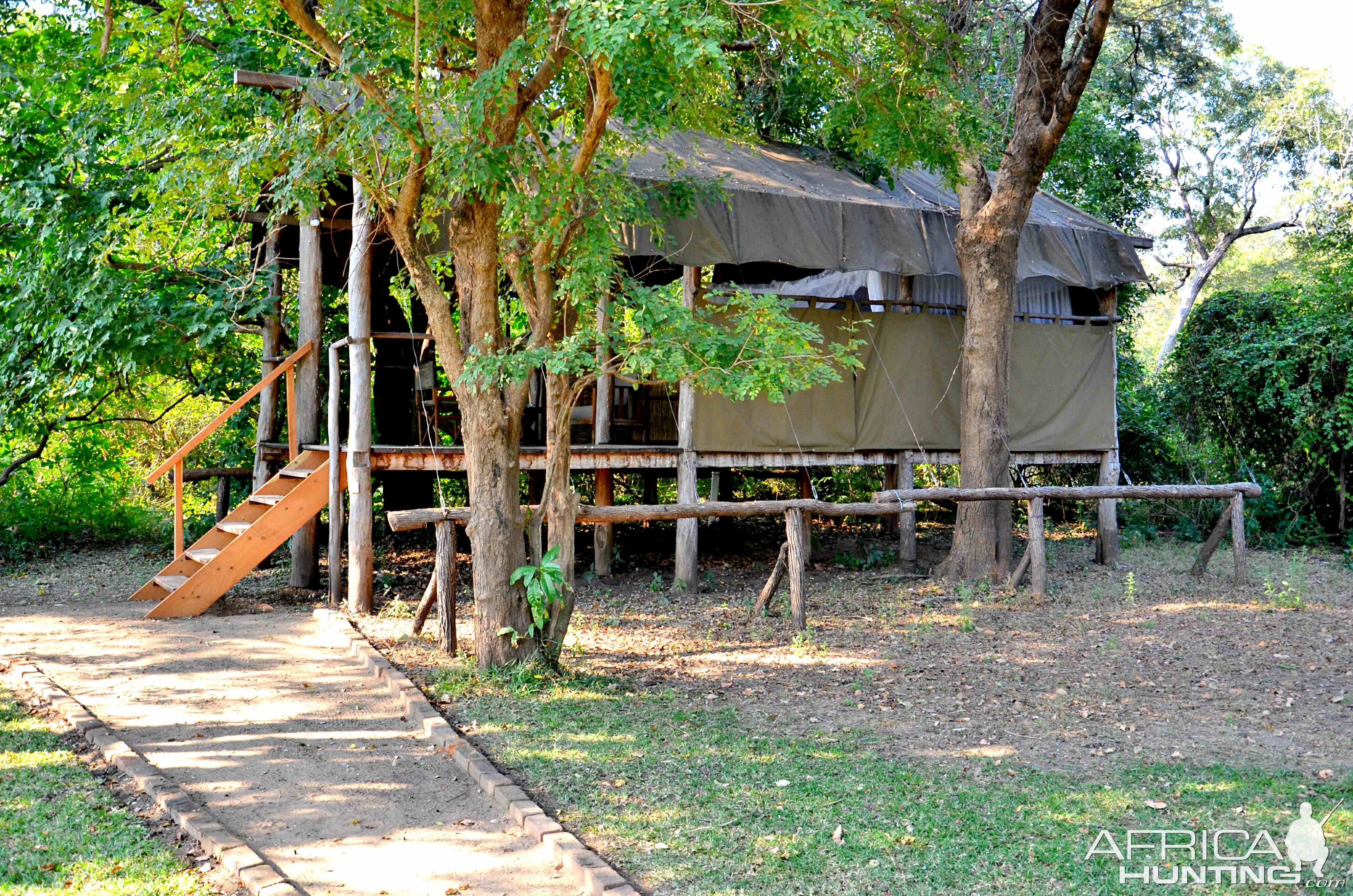 Zambia Luangwa Valley Accommodation