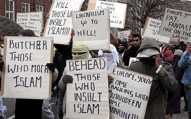 Extremism_1913643b.jpg