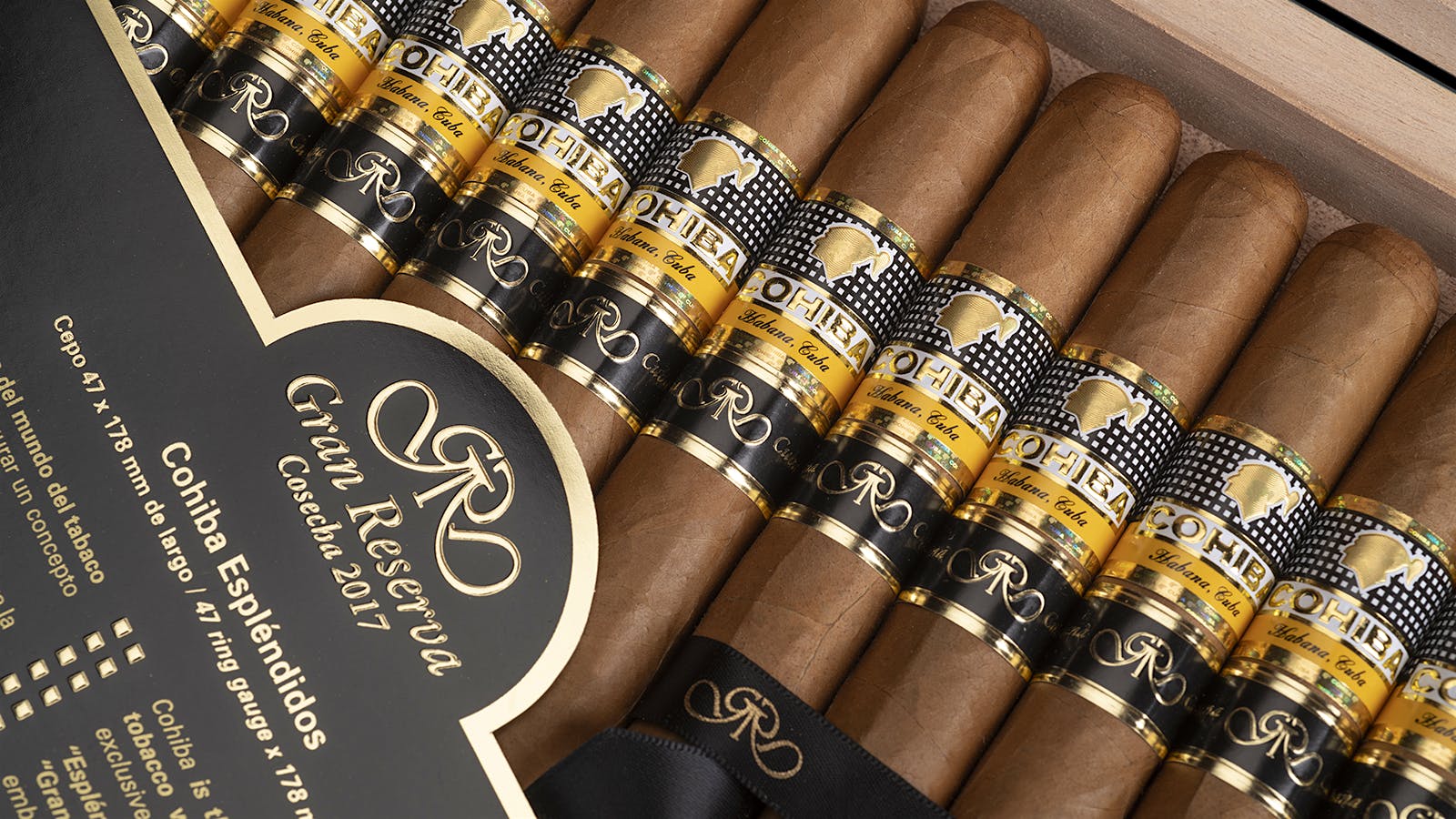 www.cigaraficionado.com